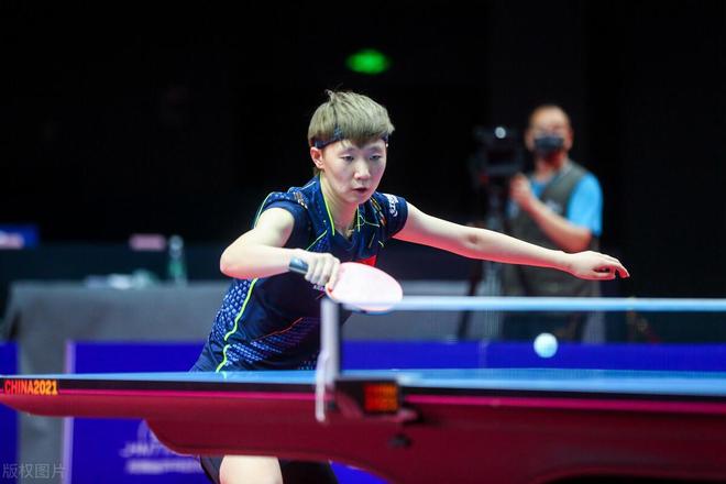 但在欢呼声 但在欢呼声