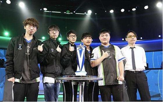 他不仅在技 他不仅在技