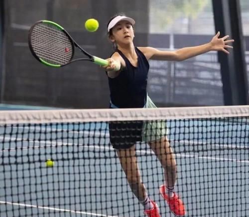 年轻球员的 年轻球员的